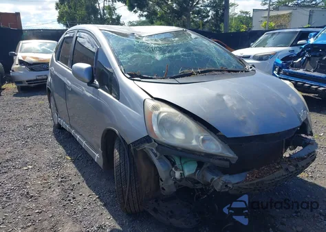 2010 Honda Fit Sport из США, поврежденный, VIN JHMGE8H48AC004043